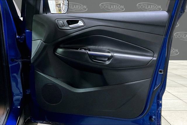 Used 2017 Ford Escape SE w/ SE Cold Weather Package image 12