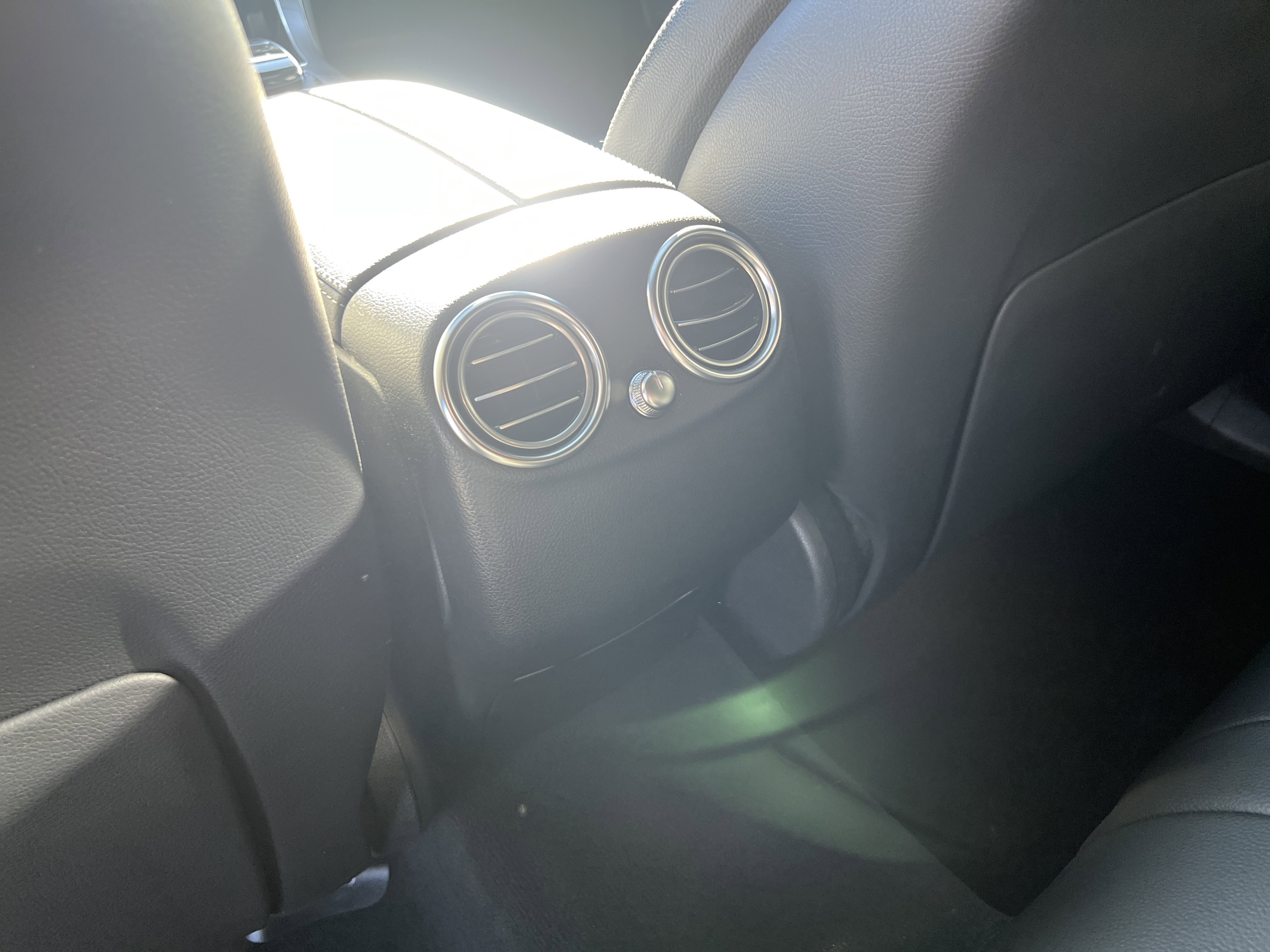 Used 2019 Mercedes-Benz GLC 300 4MATIC Coupe image 25