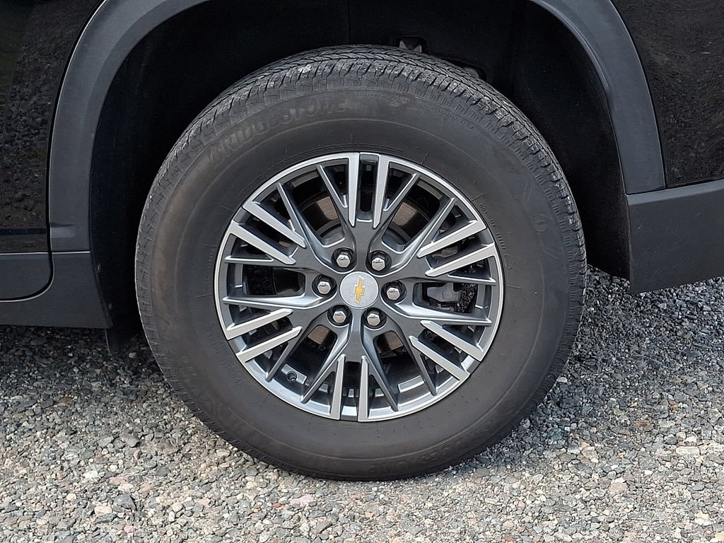 Used 2024 Chevrolet Traverse LT FWD image 31