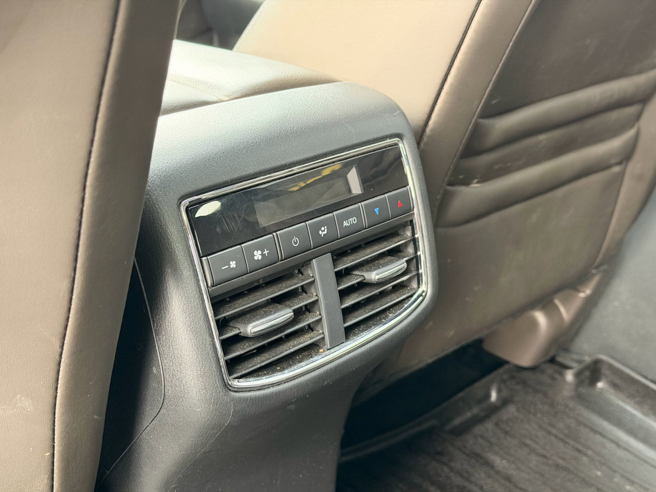 Used 2021 MAZDA CX-9 Signature image 17