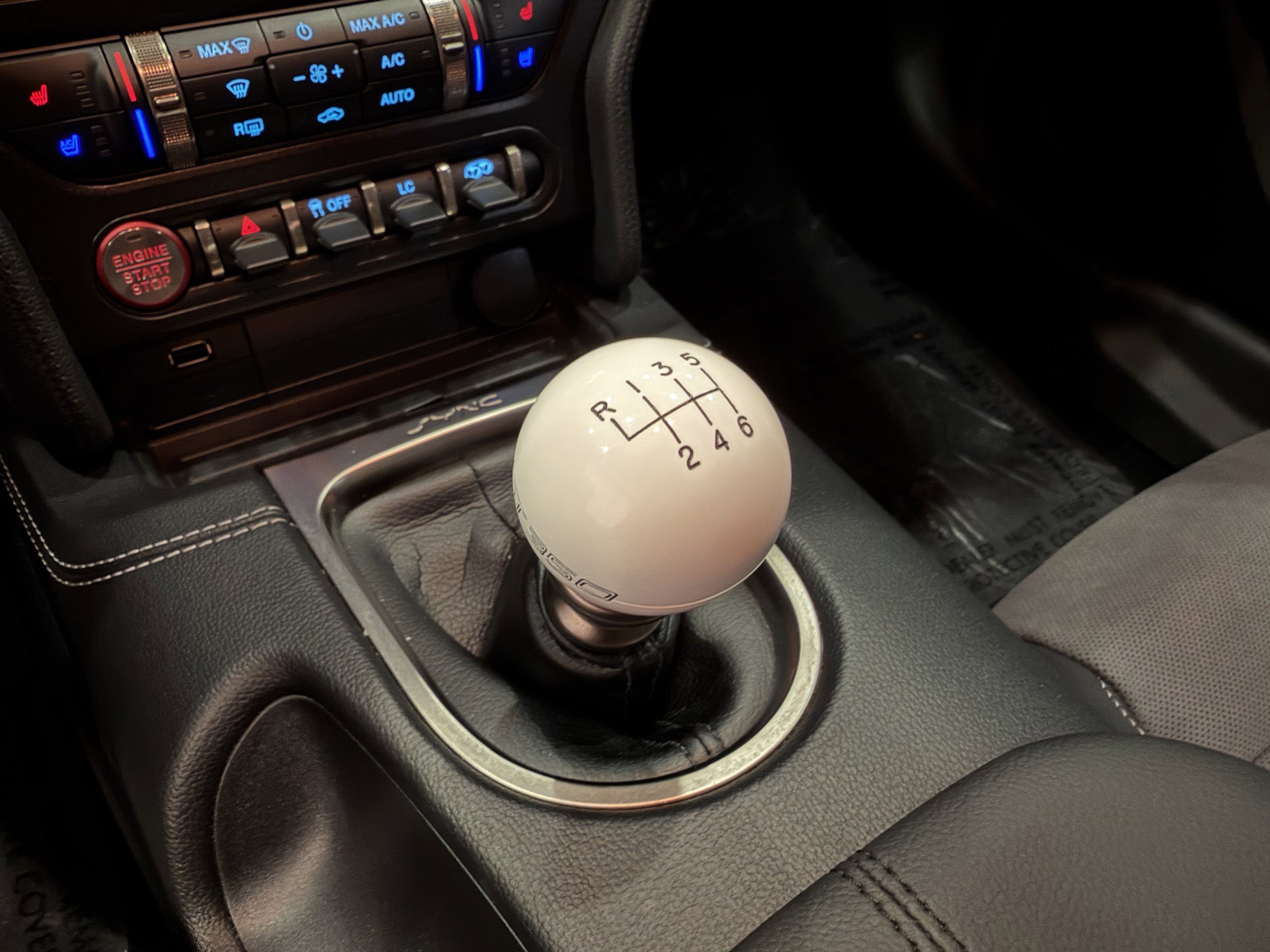 Used 2020 Ford Mustang Shelby GT350 w/ Technology Package image 17