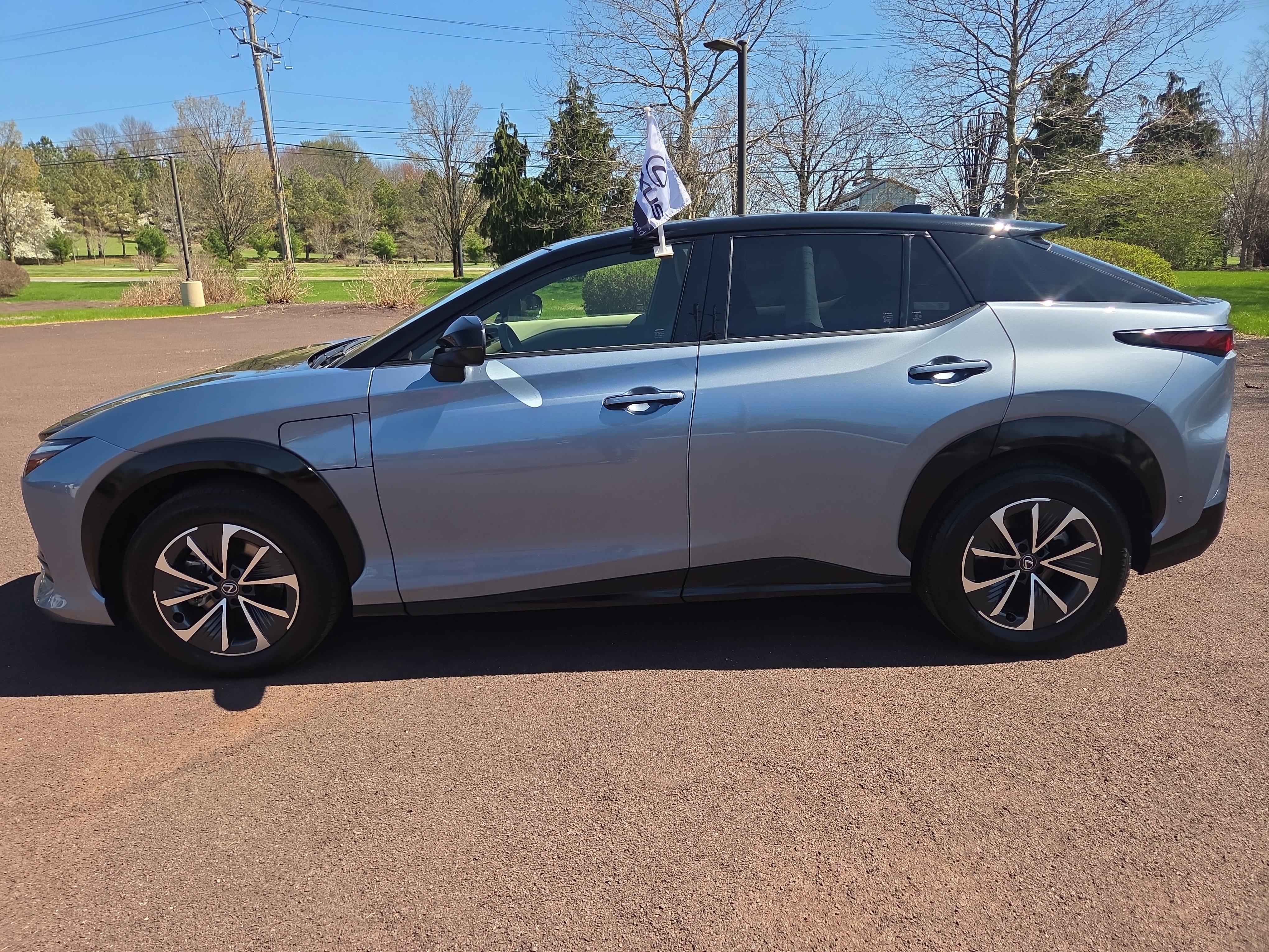 Certified 2023 Lexus RZ 450e Premium w/ Technology Package image 6