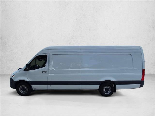 Used 2025 Mercedes-Benz Sprinter 2500 image 8