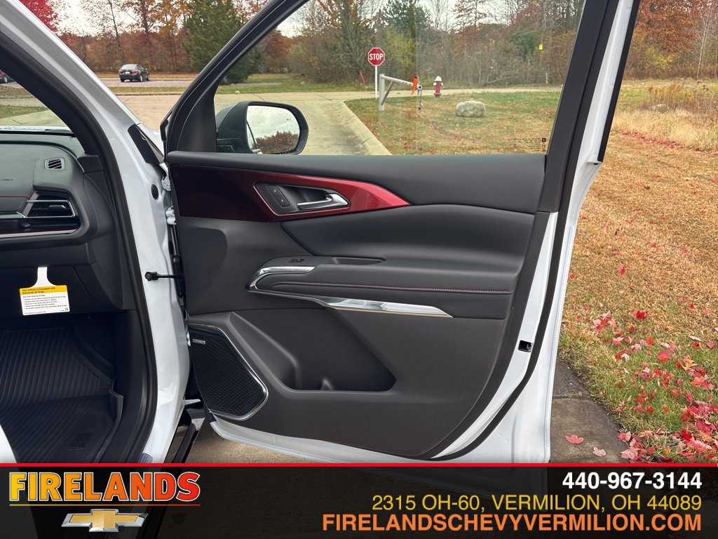 New 2026 Chevrolet Traverse RS image 39