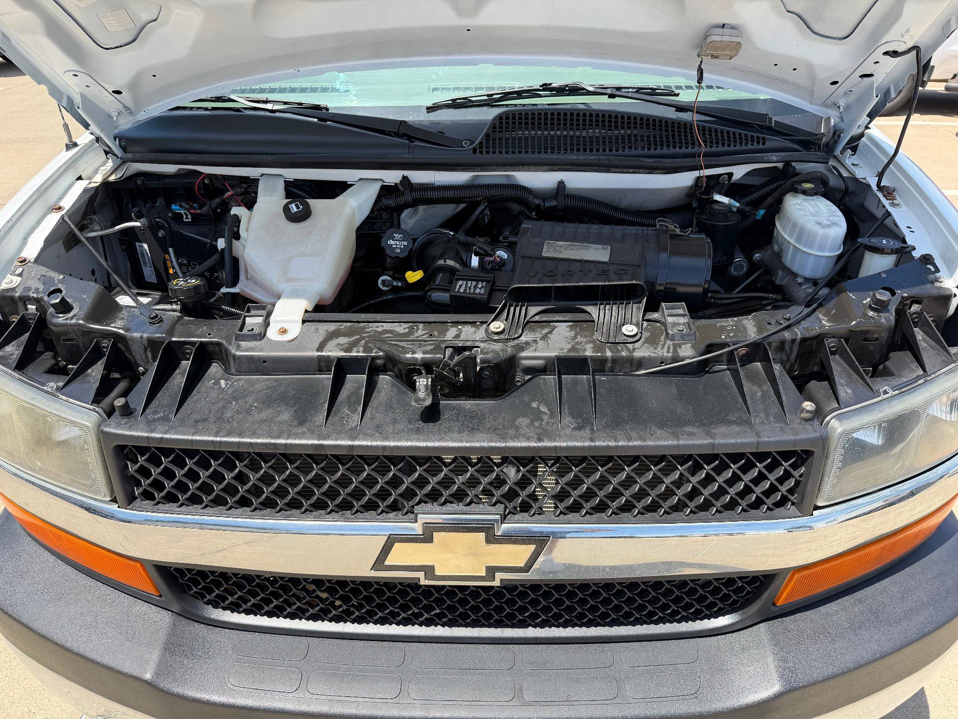 Used 2015 Chevrolet Express 2500 LT RWD image 23