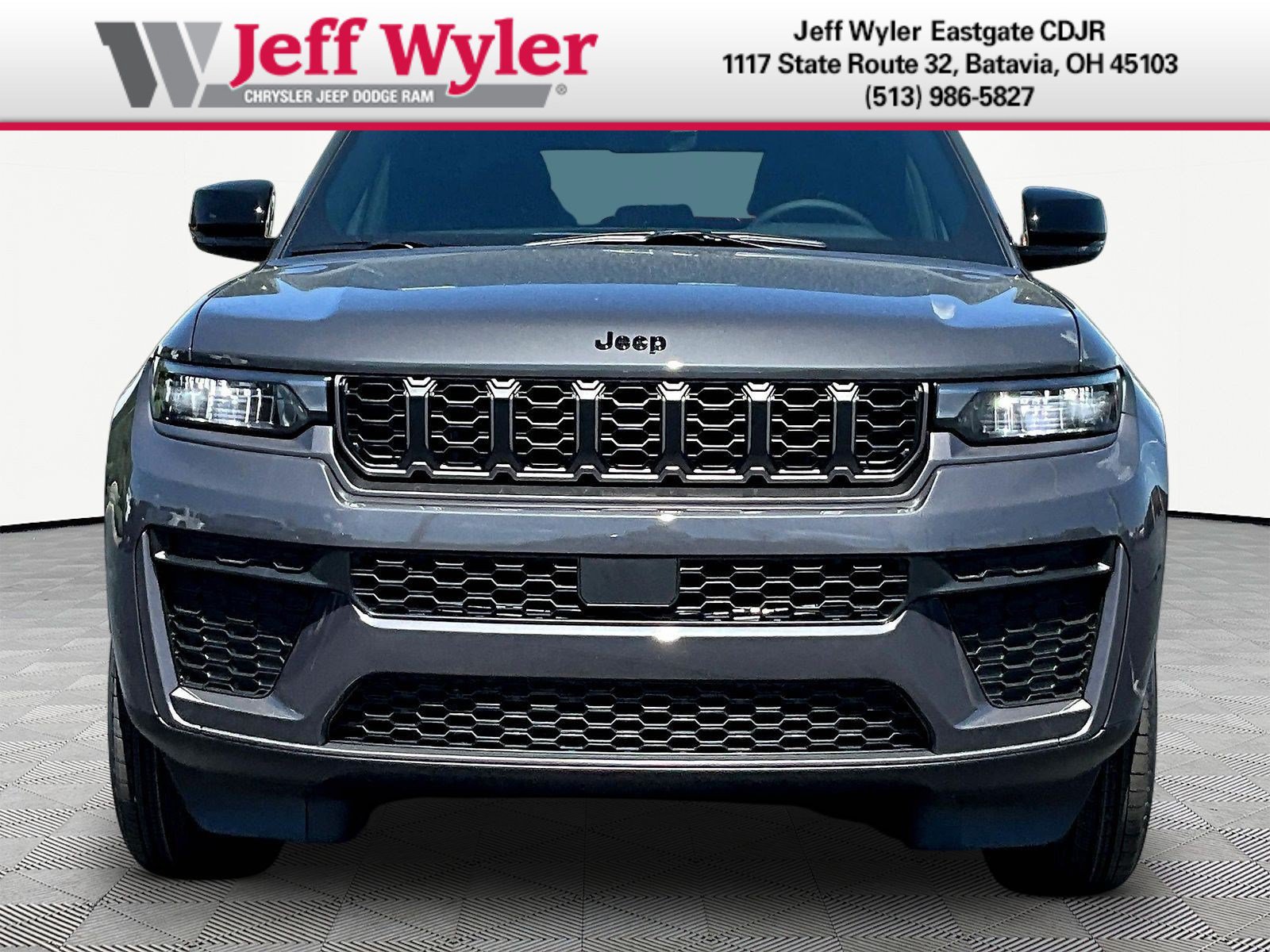 New 2026 Jeep Grand Cherokee Altitude AWD/4WD image 2