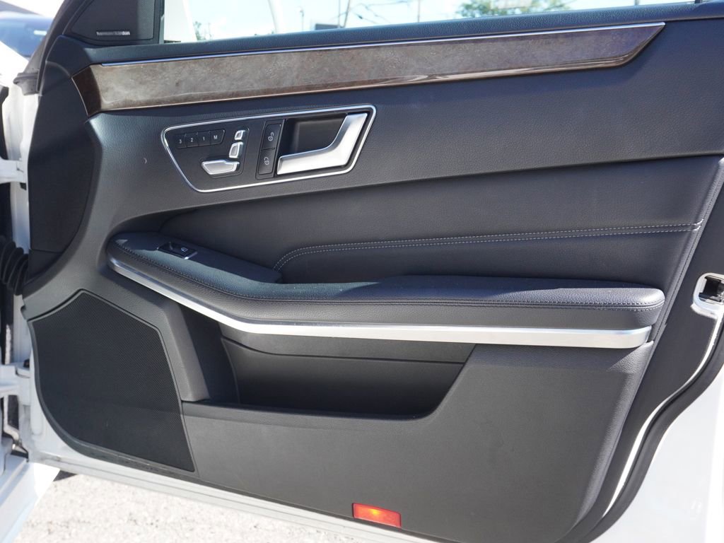 Used 2015 Mercedes-Benz E 350 4MATIC Sedan image 22