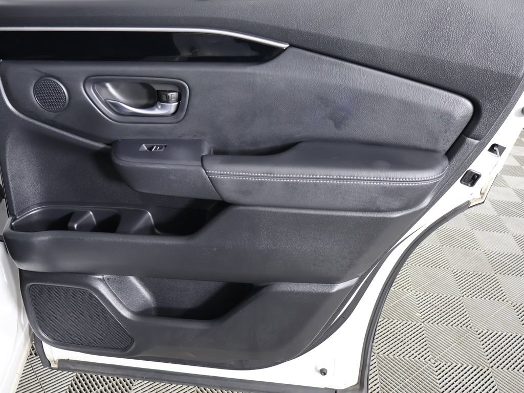 Used 2025 Honda Pilot EX-L image 27
