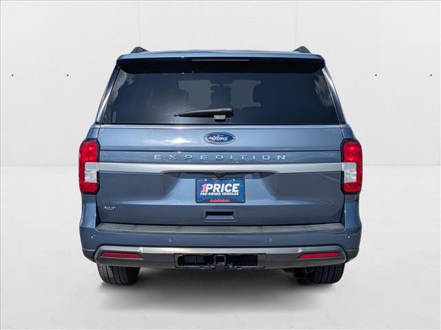 Used 2023 Ford Expedition XLT image 6