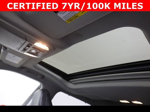 Used 2022 Toyota Highlander XLE AWD/4WD image 27