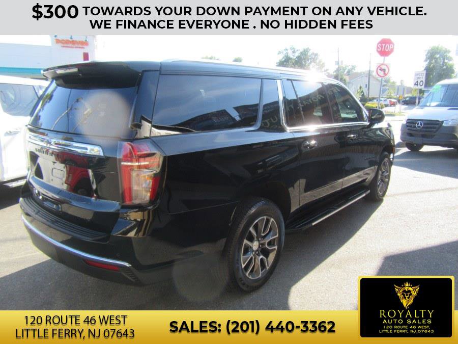Used 2021 Chevrolet Suburban LT image 6