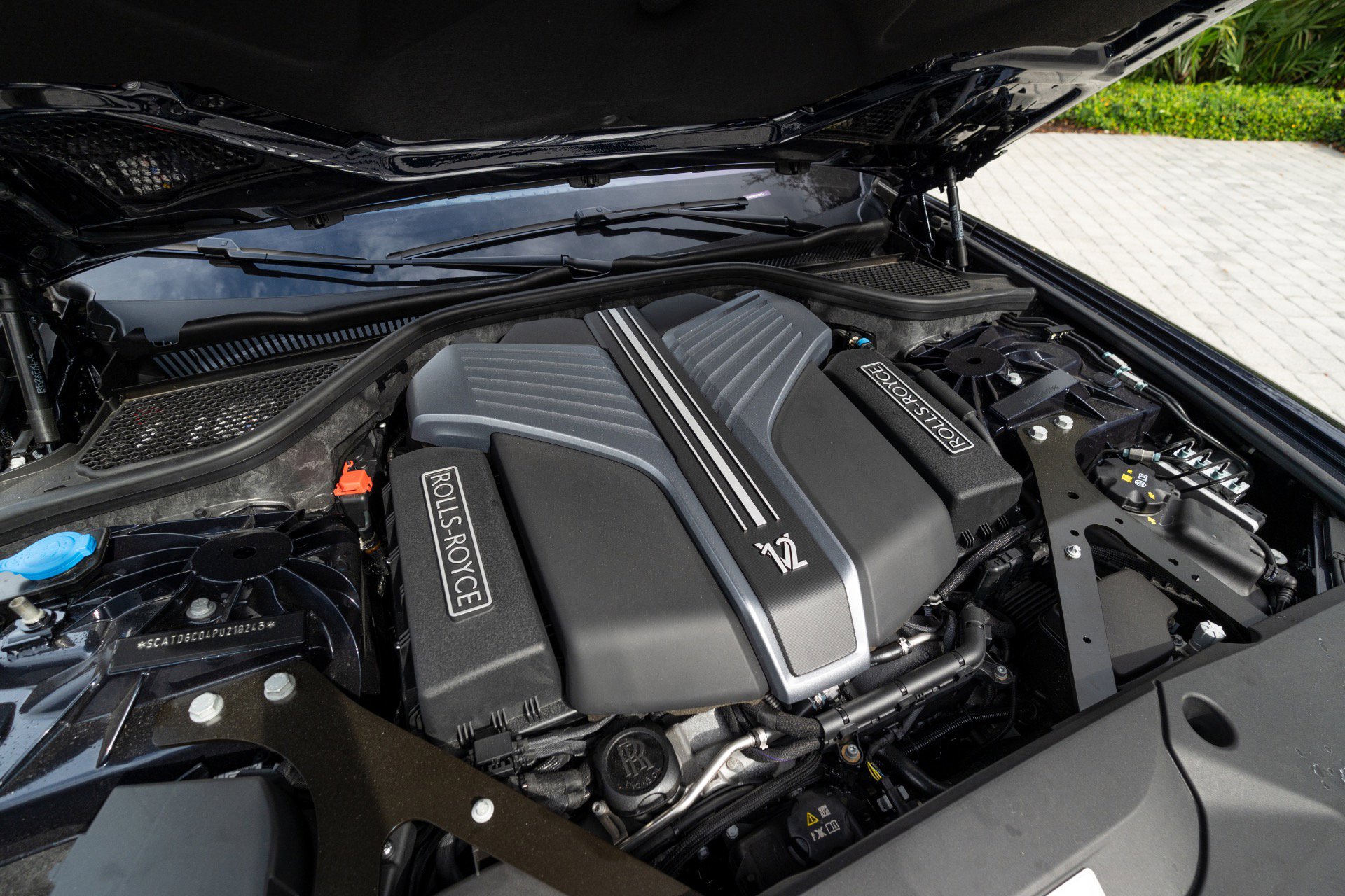 Used 2023 Rolls-Royce Ghost Black Badge w/ Black Badge Ghost Package image 83