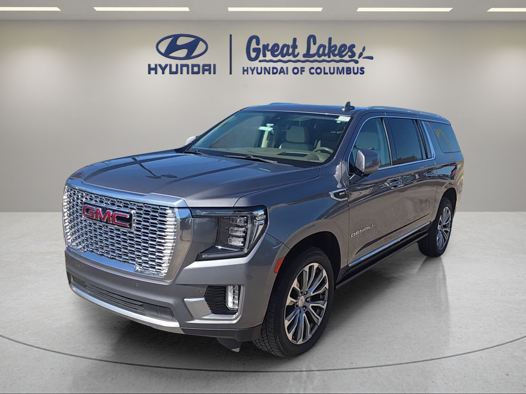 Used 2021 GMC Yukon XL Denali w/ Denali Premium Package AWD/4WD image 1