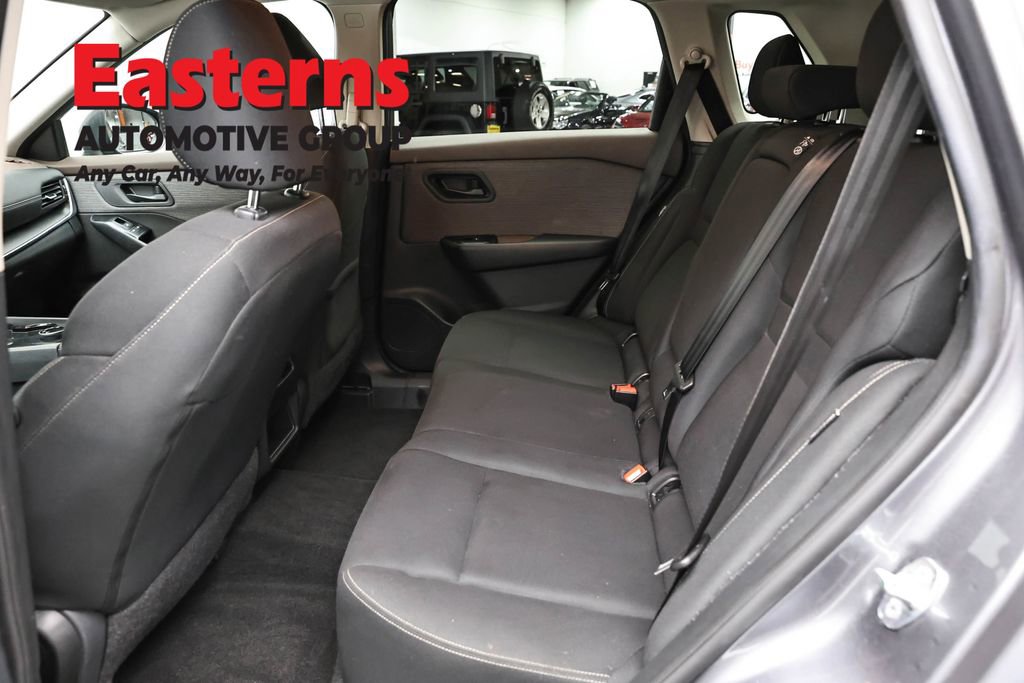 Used 2023 Nissan Rogue S AWD/4WD image 22
