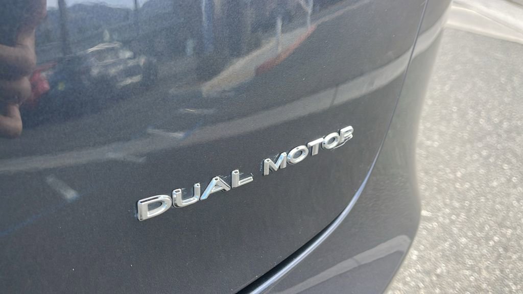 Used 2018 Tesla Model 3 Long Range image 23