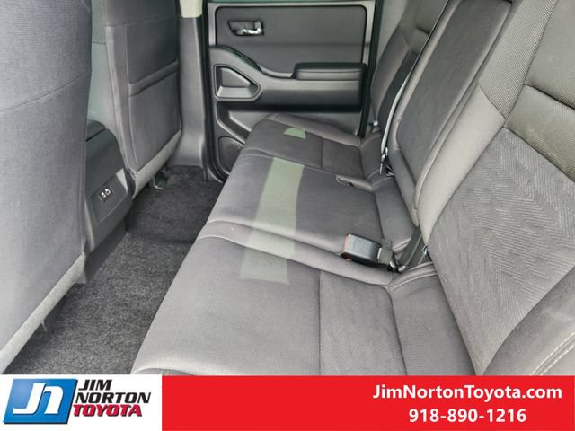 Used 2024 Nissan Frontier SV AWD/4WD image 30