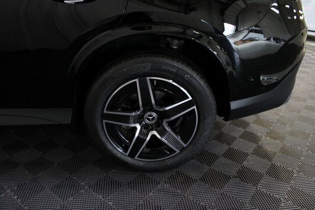 New 2025 Mercedes-Benz GLC 300 4MATIC image 8