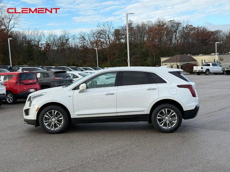 Used 2022 Cadillac XT5 Premium Luxury image 2