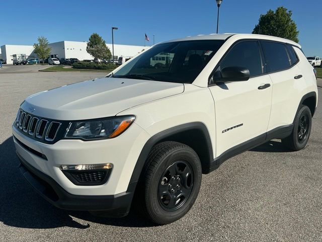 Used 2018 Jeep Compass Sport AWD/4WD image 3