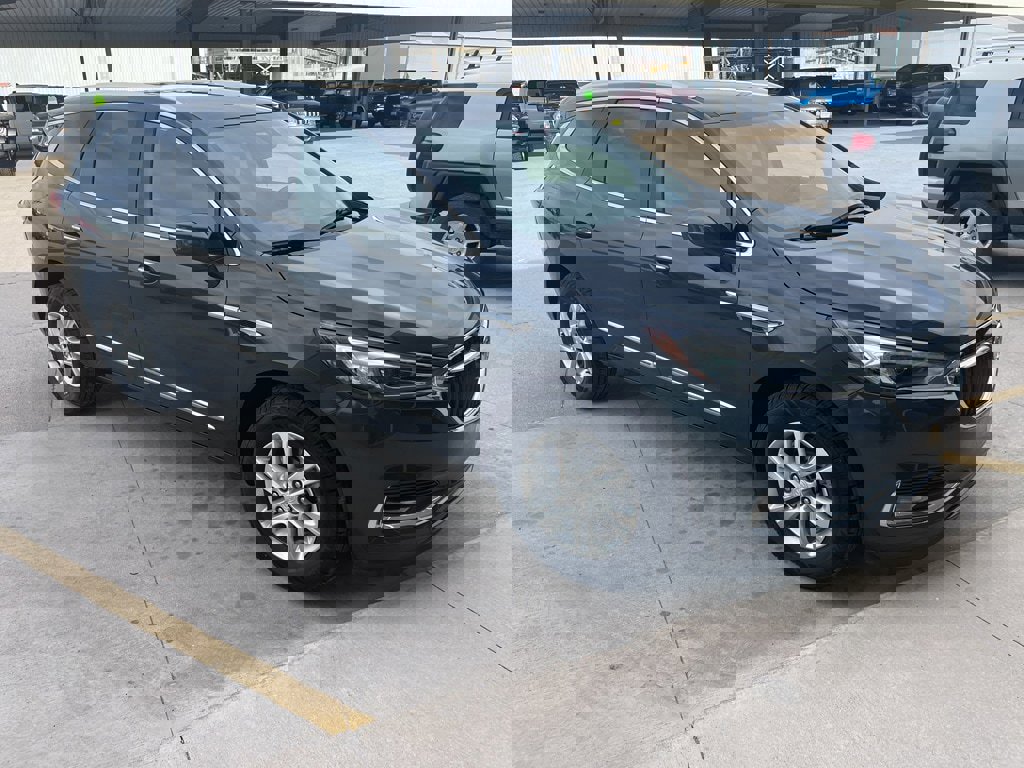 Used 2021 Buick Enclave Essence w/ Sound and Sites Package image 3