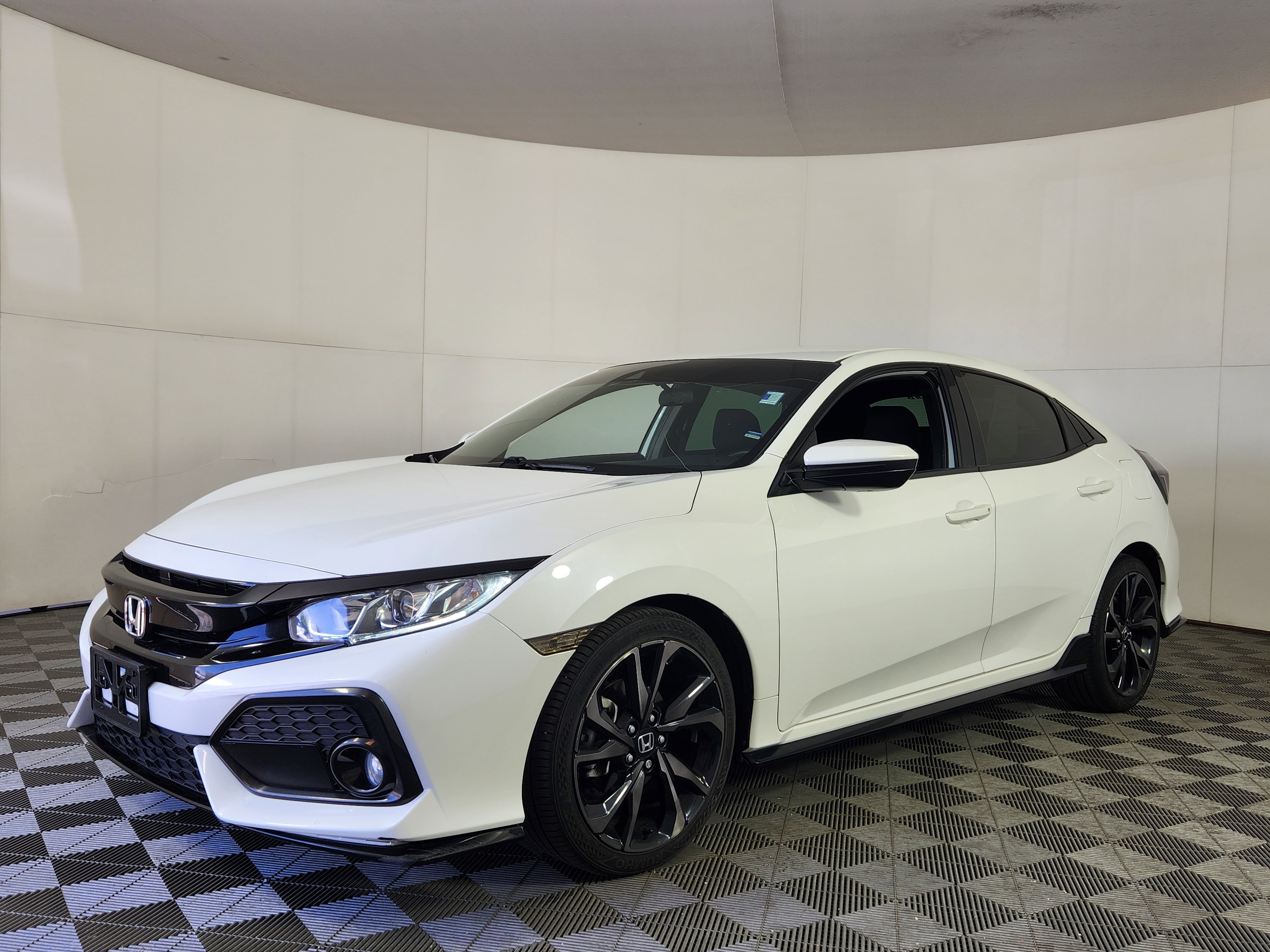 Used 2019 Honda Civic Sport image 3