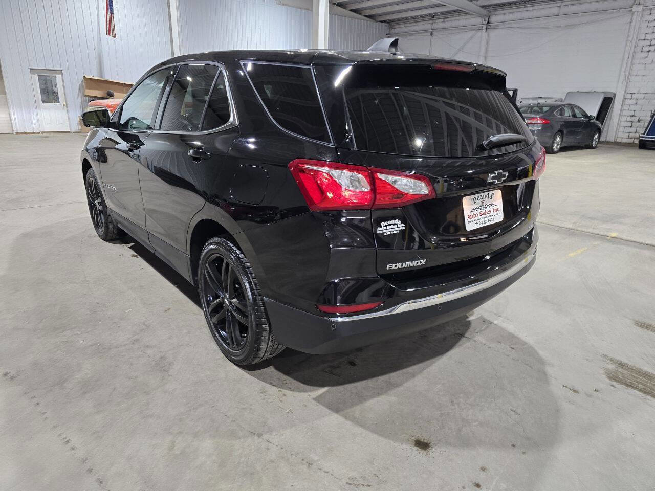 Used 2020 Chevrolet Equinox LT w/ Midnight Edition AWD/4WD image 10