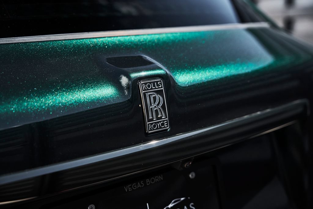 Used 2026 Rolls-Royce Cullinan Black Badge AWD/4WD image 13