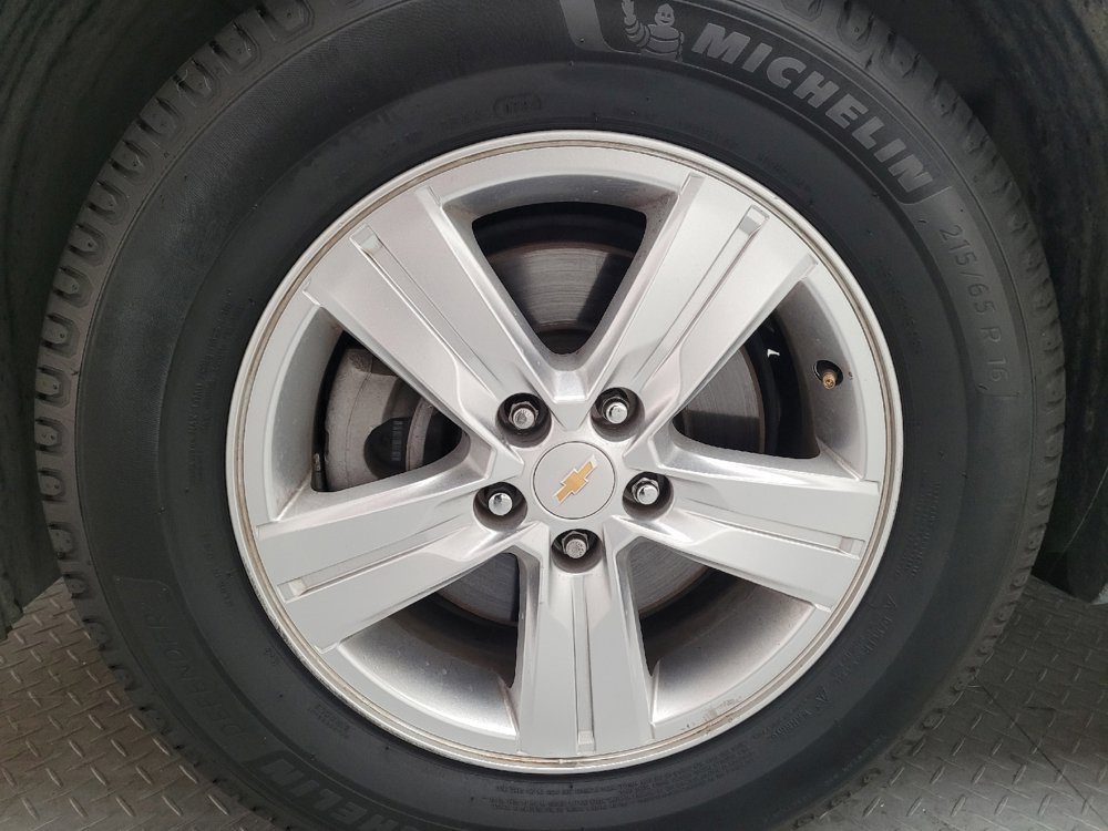 Used 2020 Chevrolet Trax LS w/ Tint and Cruise Package FWD image 31