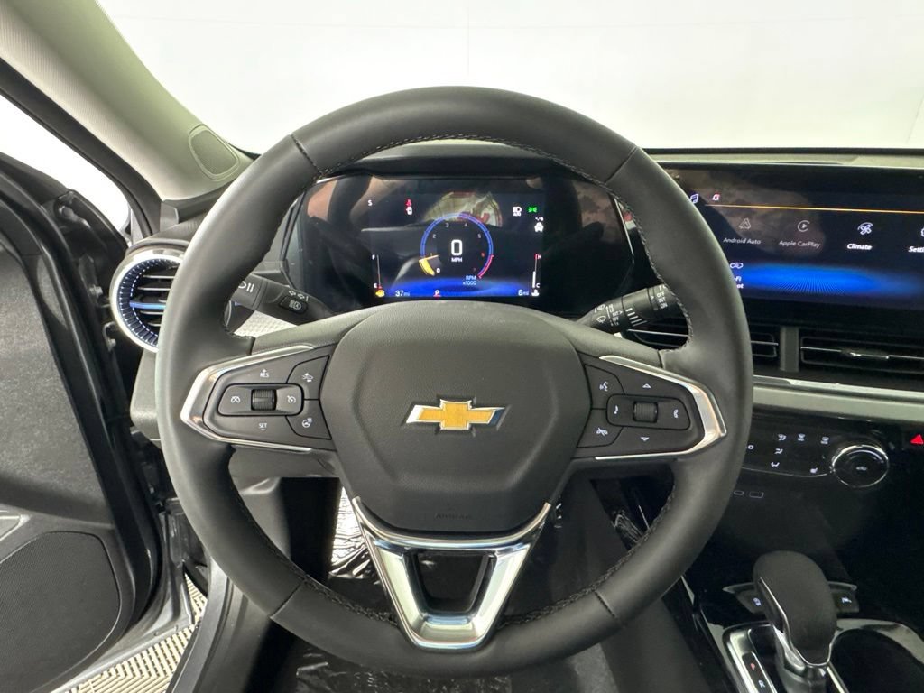 New 2026 Chevrolet Trax LT w/ Driver Confidence Package FWD image 10