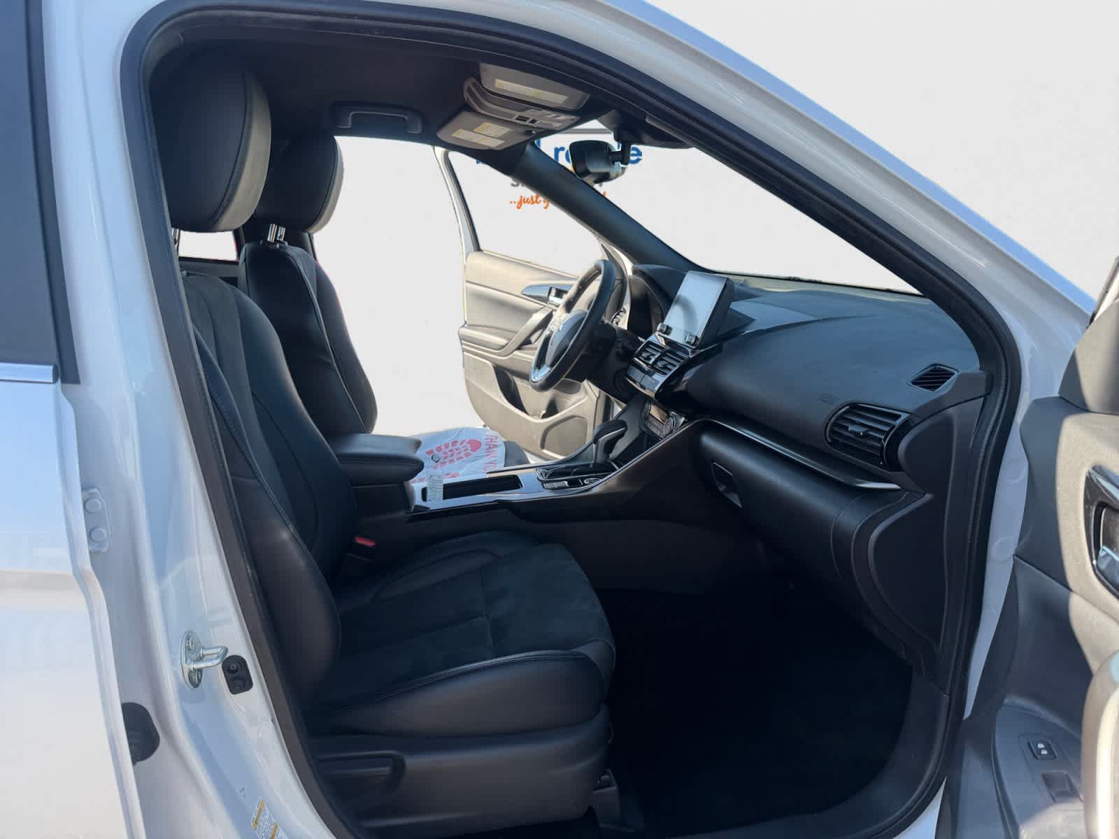 Used 2025 Mitsubishi Eclipse Cross AWD image 19