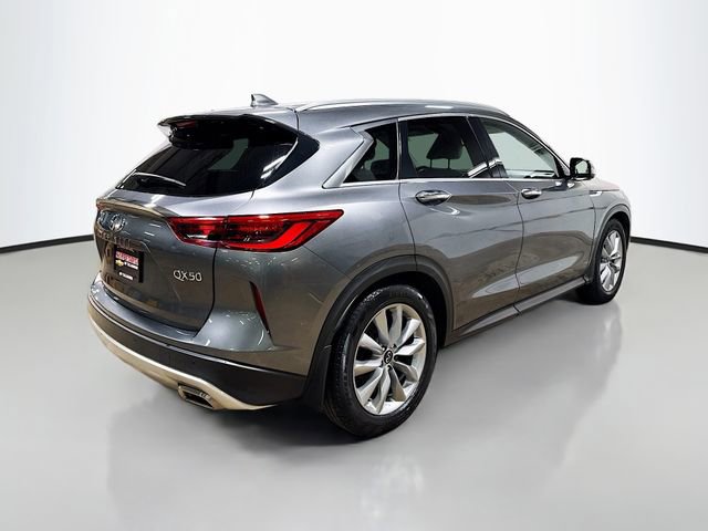 Used 2021 INFINITI QX50 Essential w/ Convenience Package image 7