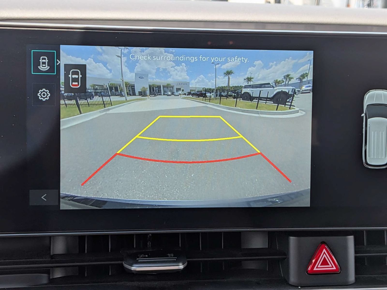 Used 2026 Kia Carnival FWD image 22