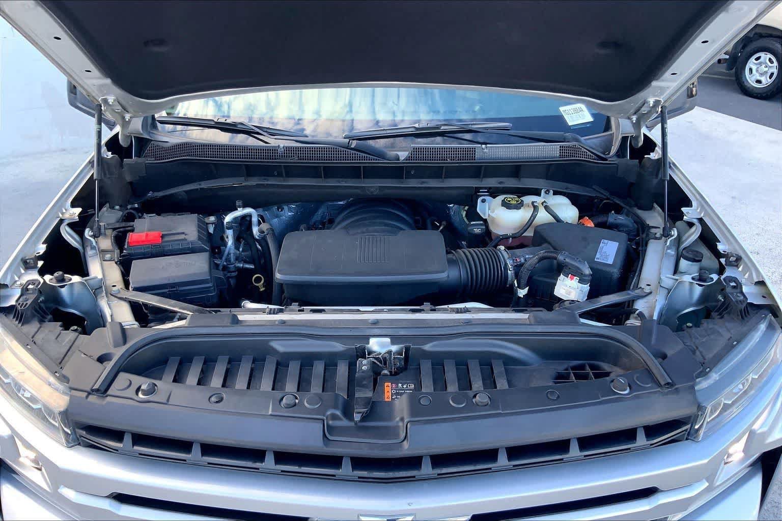 Used 2021 Chevrolet Silverado 1500 RST w/ Bed Protection Package RWD image 9