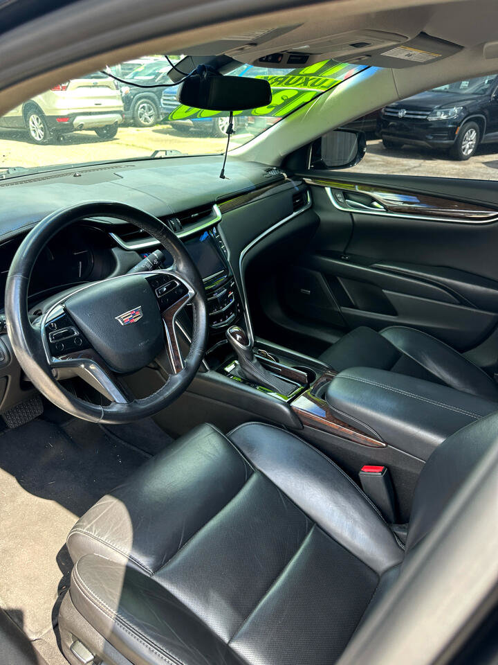 Used 2017 Cadillac XTS Luxury image 4