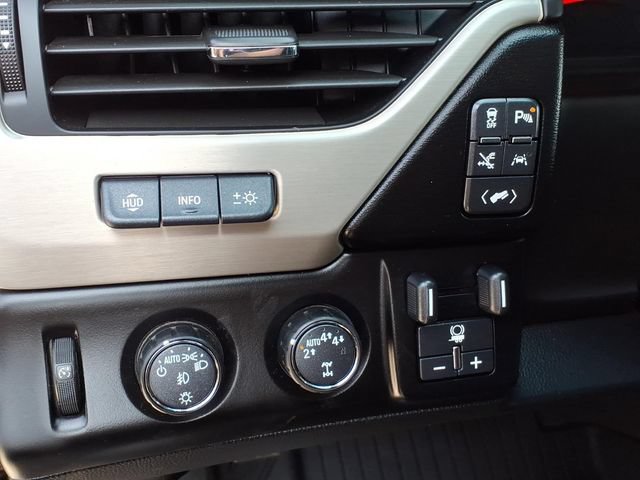 Used 2020 GMC Yukon Denali w/ Denali Ultimate Package AWD/4WD image 26