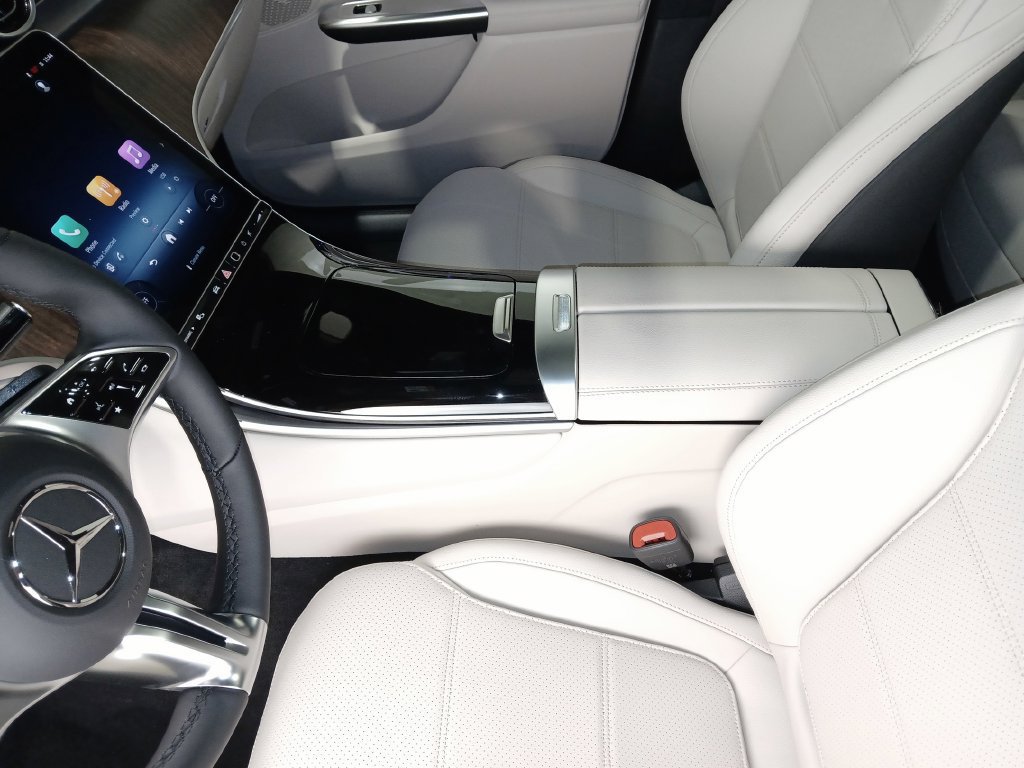 New 2026 Mercedes-Benz GLC 300 4MATIC image 18