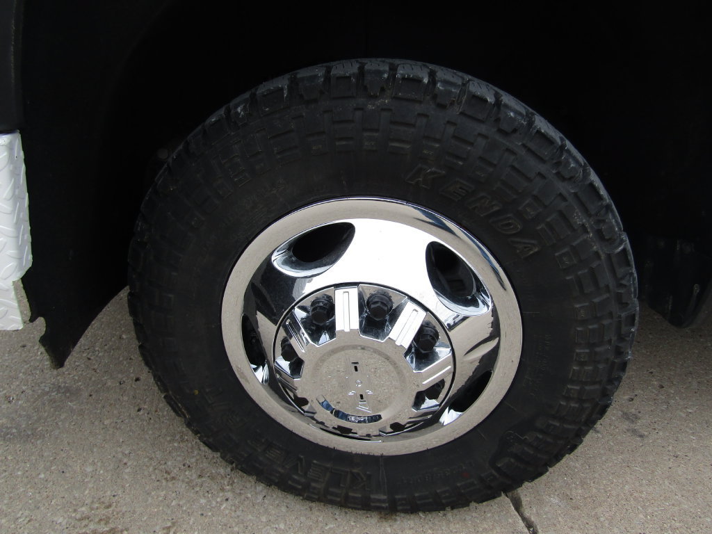 Used 2024 Chevrolet Silverado 3500 LT w/ Convenience Package AWD/4WD image 26