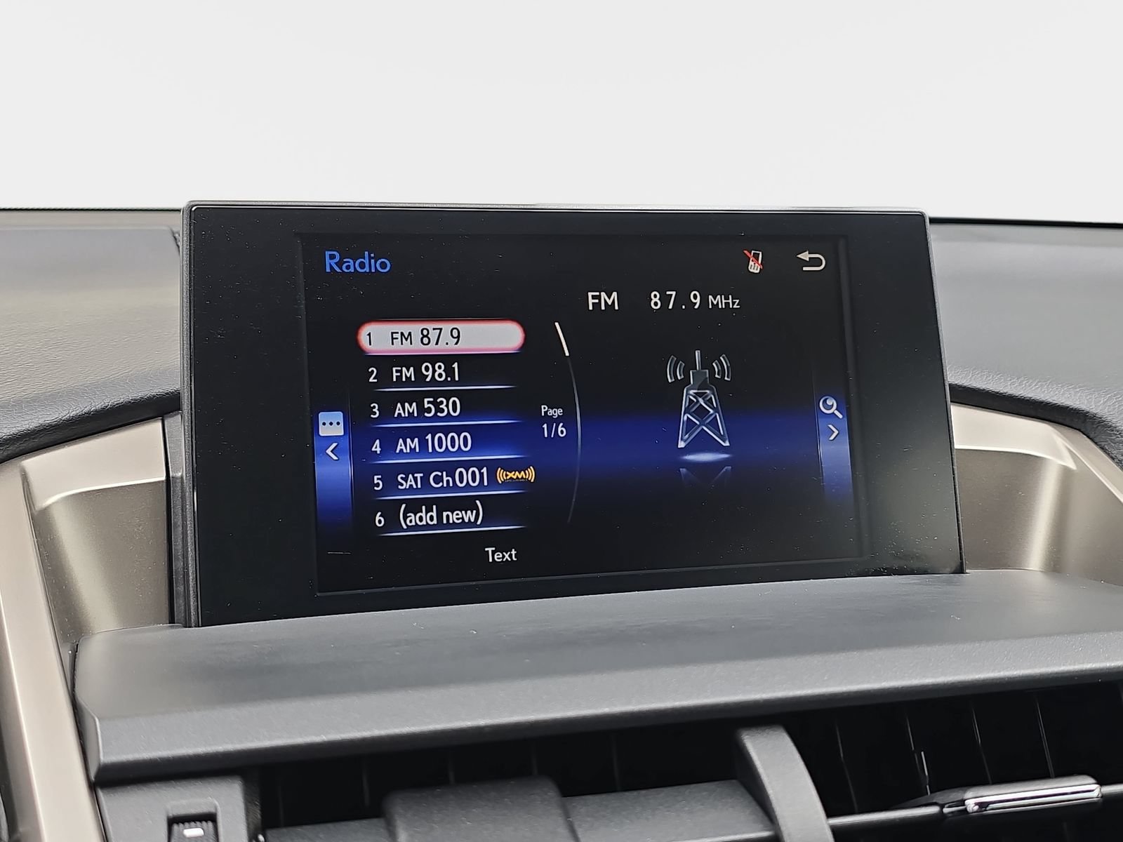 Used 2017 Lexus NX 200t AWD w/ Premium Package image 23