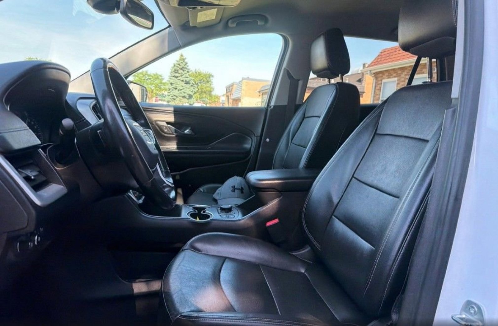 Used 2022 GMC Terrain SLT FWD image 11