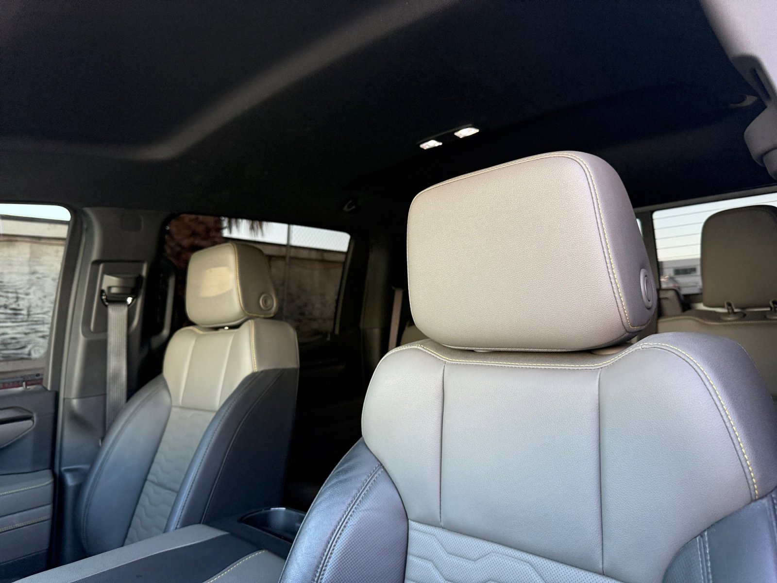 Used 2025 Chevrolet Silverado 1500 ZR2 image 17