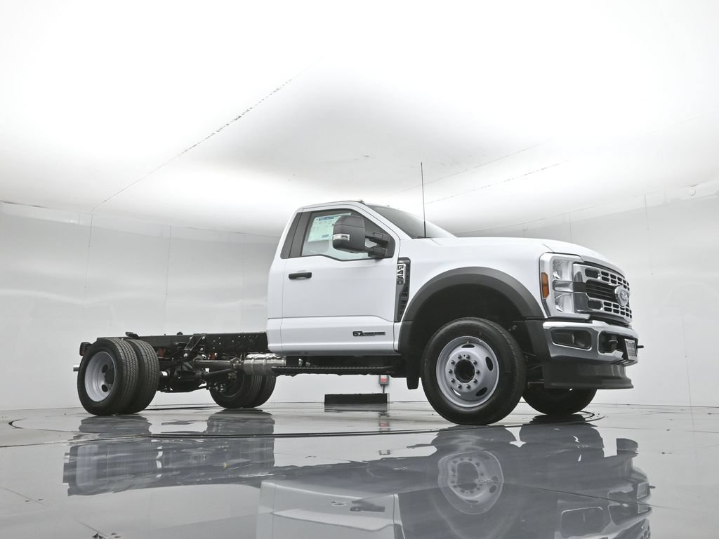 New 2026 Ford F450 XL w/ XL Chrome Package RWD image 43