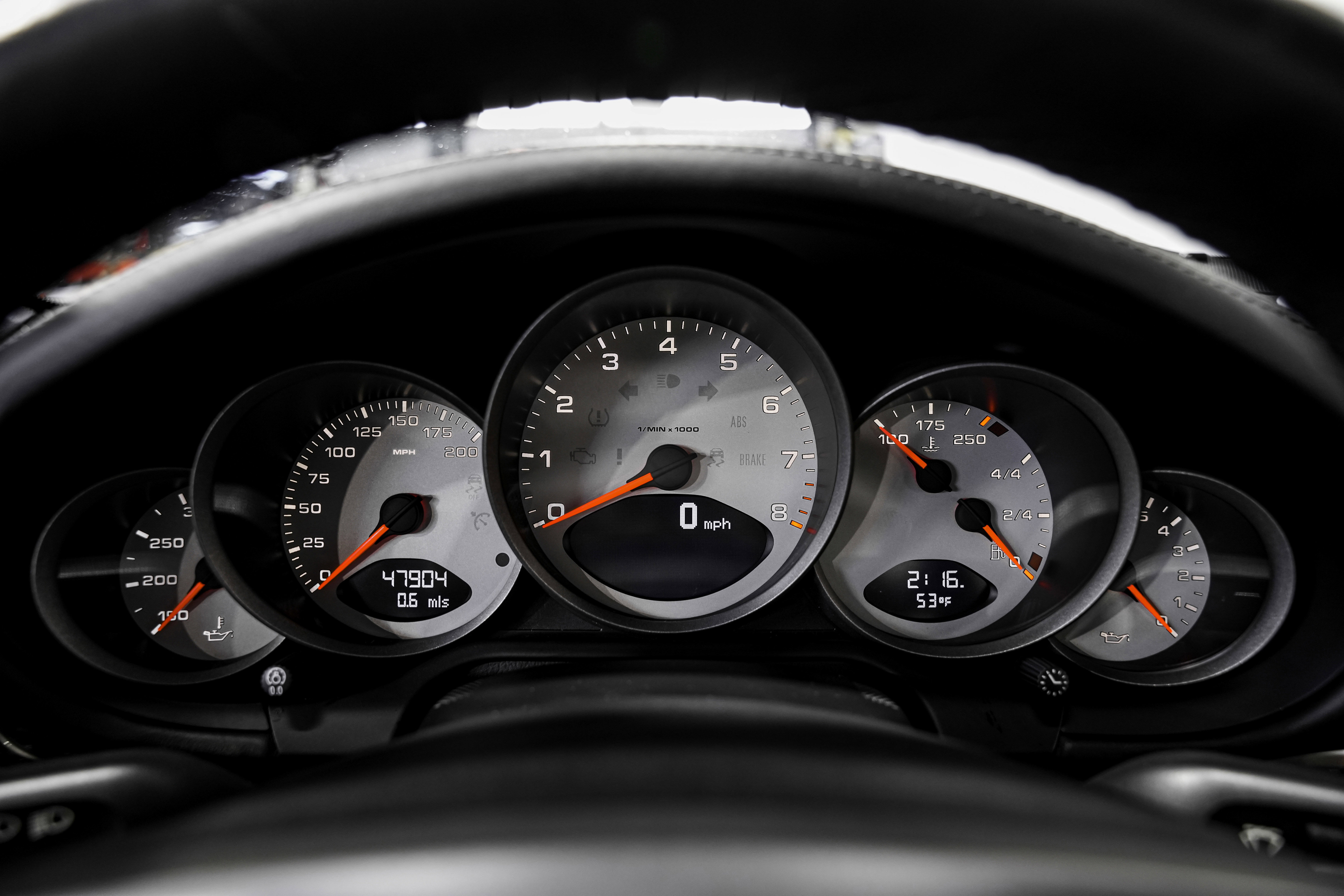 Used 2010 Porsche 911 Carrera 4S image 11