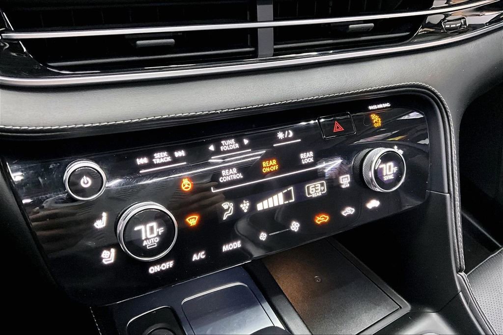 Used 2023 INFINITI QX60 Sensory w/ Vision Package image 15