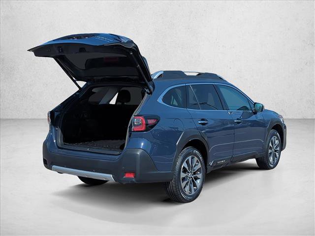Used 2023 Subaru Outback Touring XT image 5