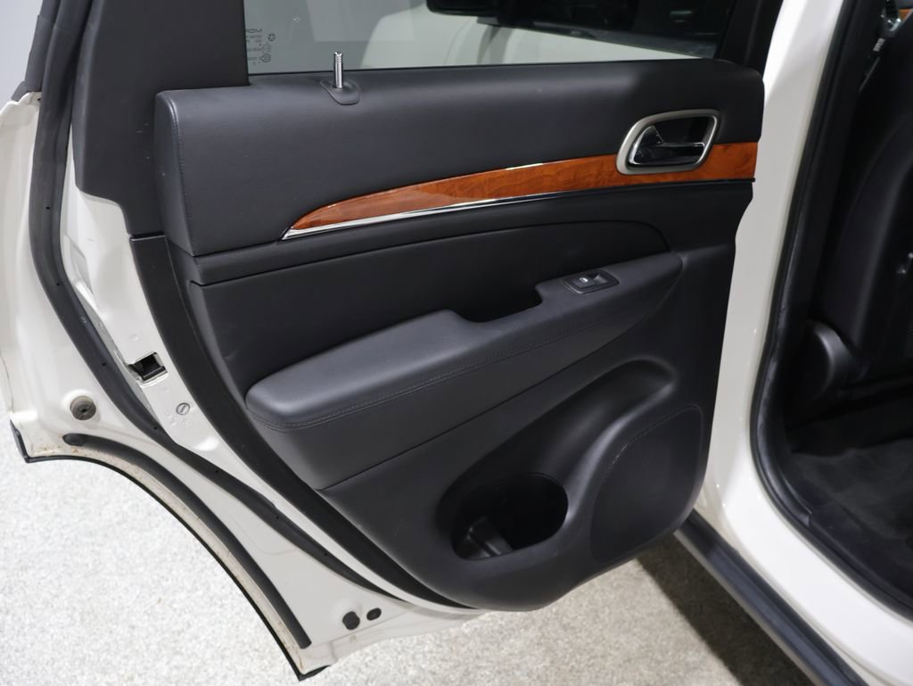 Used 2012 Jeep Grand Cherokee Overland AWD/4WD image 20