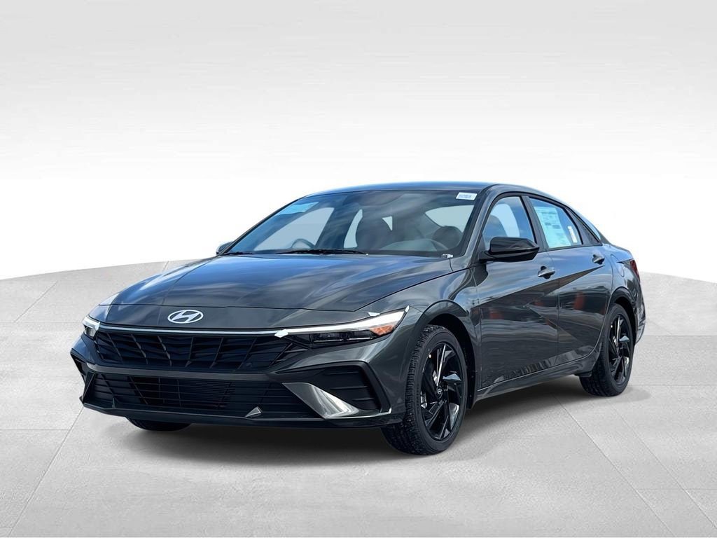 New 2026 Hyundai Elantra Sport image 2