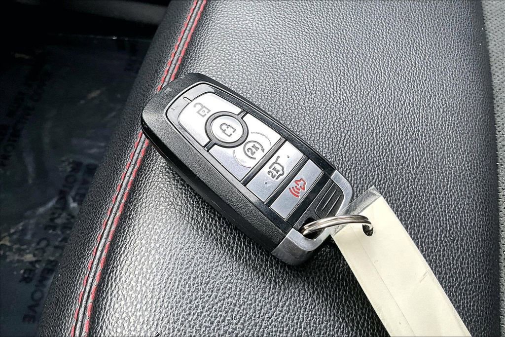 Used 2022 Ford Explorer ST-Line w/ Class IV Trailer Tow Package image 12