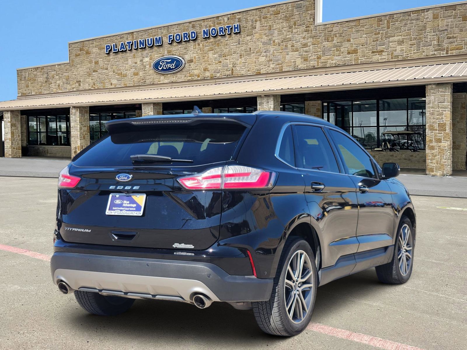 Used 2021 Ford Edge Titanium w/ Equipment Group 301A image 5