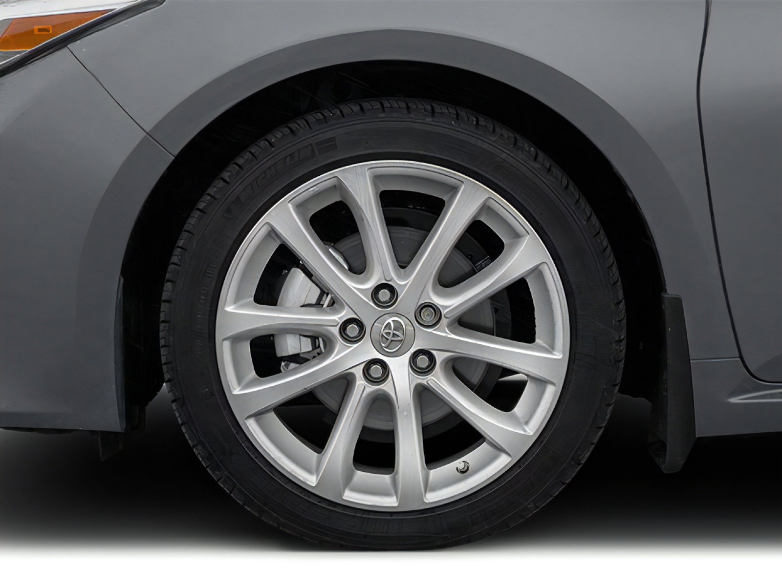 Used 2014 Toyota Avalon XLE Premium FWD image 11