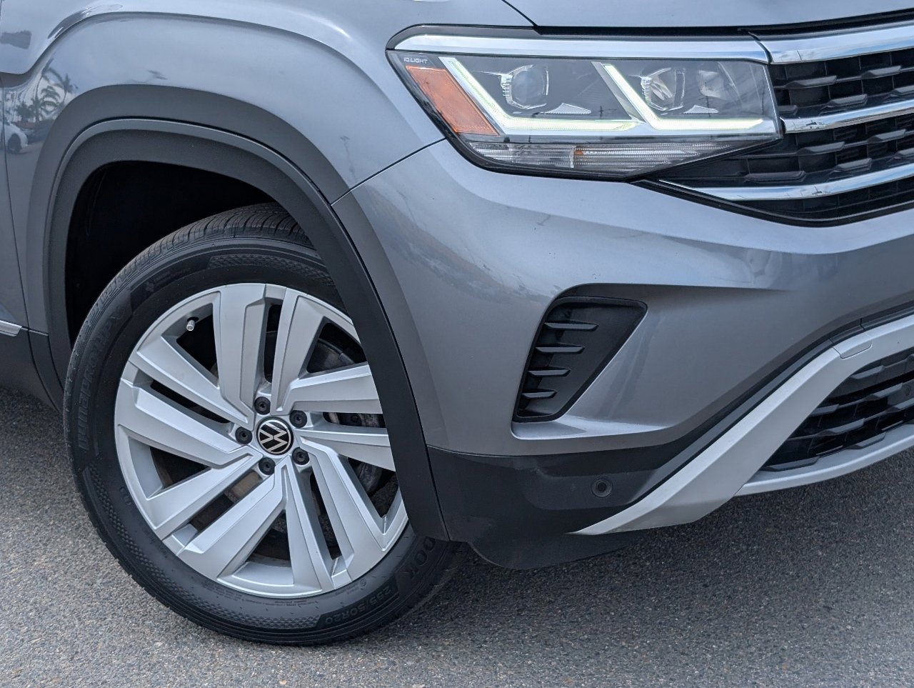 Used 2021 Volkswagen Atlas SEL AWD/4WD image 11